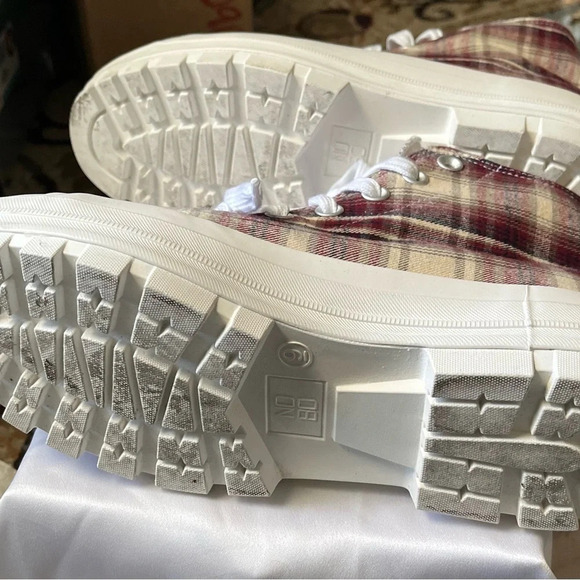NOBO~ PLATFORM PLAID SNEAKERS~9 - Picture 8 of 8